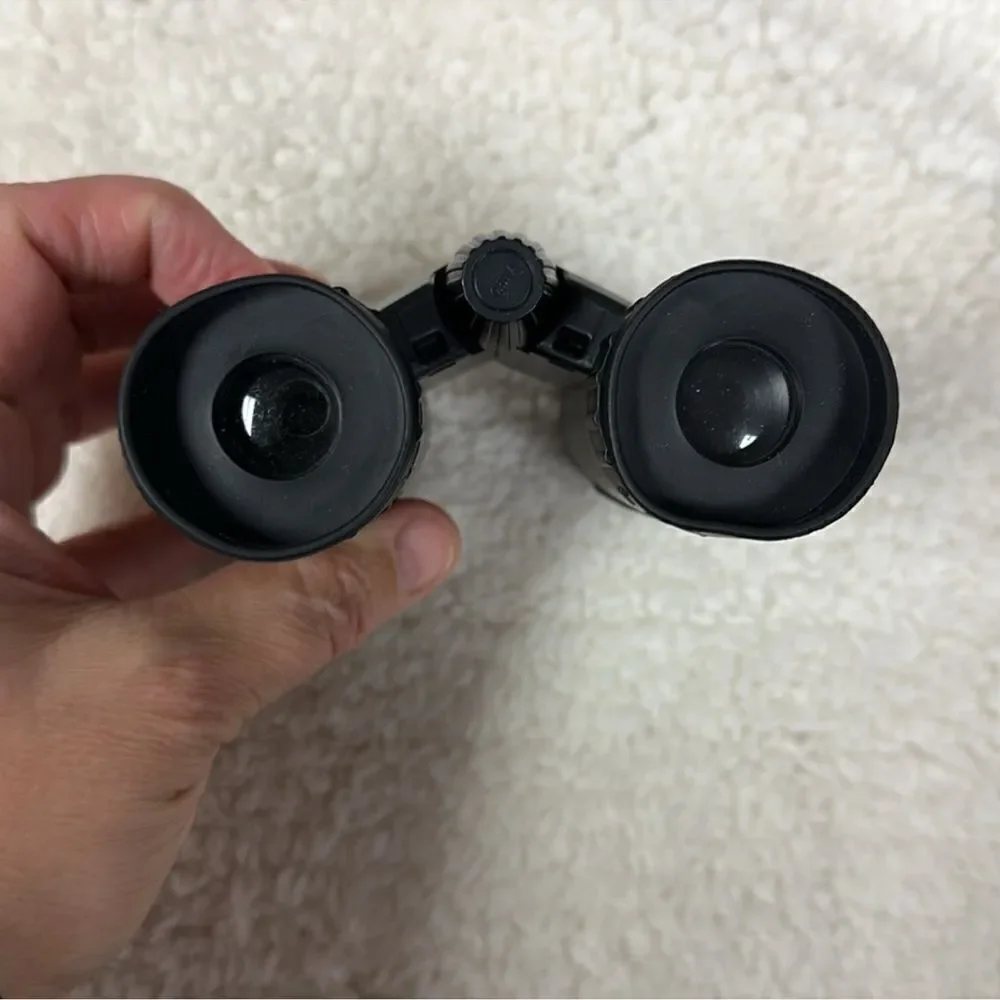 Vivitar 4 x 15 Compact Black Binoculars